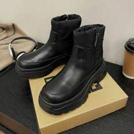Picture of UGG Shoes _SKUUGGsz35-40LL091419719